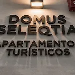 Apartment Turisticos Domus Seleqtia Plaza Mayor *