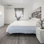 Turisticos Domus Seleqtia Plaza Mayor Apartment Caceres