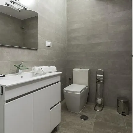 Turisticos Domus Seleqtia Plaza Mayor Caces