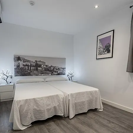 Apartment Turisticos Domus Seleqtia Plaza Mayor Caceres