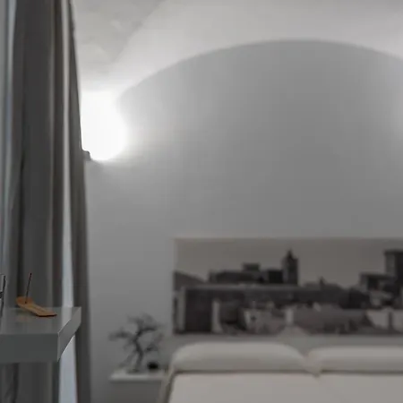 Turisticos Domus Seleqtia Plaza Mayor * Caces