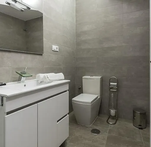 Turísticos Domus Seleqtia Plaza Mayor Caces