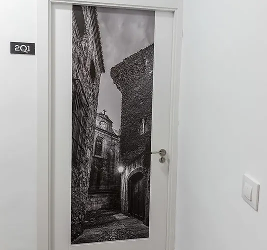 Turisticos Domus Seleqtia Plaza Mayor *